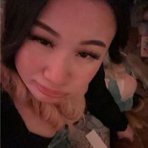 Meet your Posher, Vivian